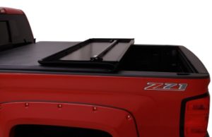 Lund Hard Fold Tonneau Cover